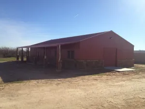Metal building 35